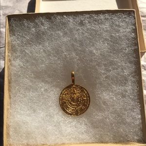 Bagatiba Jewelry - Gold Plated Aztec Design Pendant Bagatiba Jewelry - Gold Plated Aztec Design Pendant
